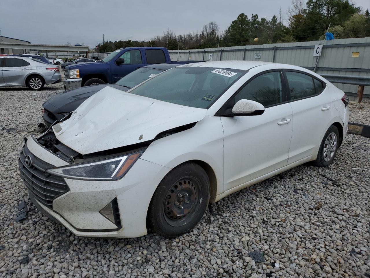 2019 HYUNDAI ELANTRA SE