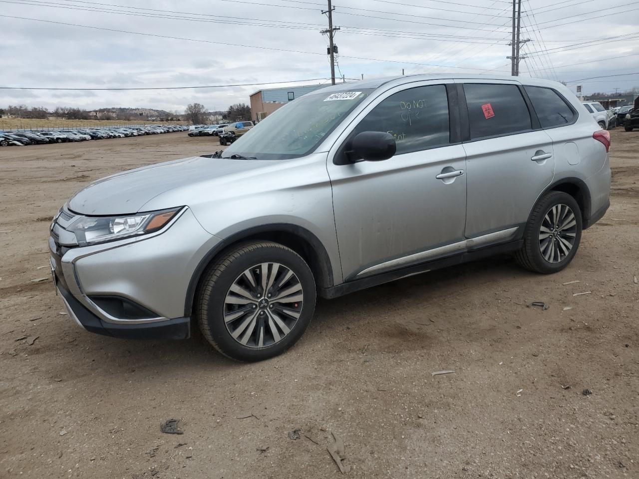 2020 MITSUBISHI OUTLANDER ES