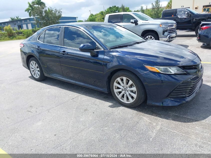 2018 TOYOTA CAMRY LE