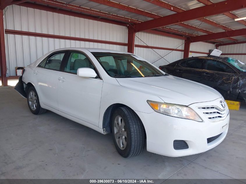 2011 TOYOTA CAMRY LE