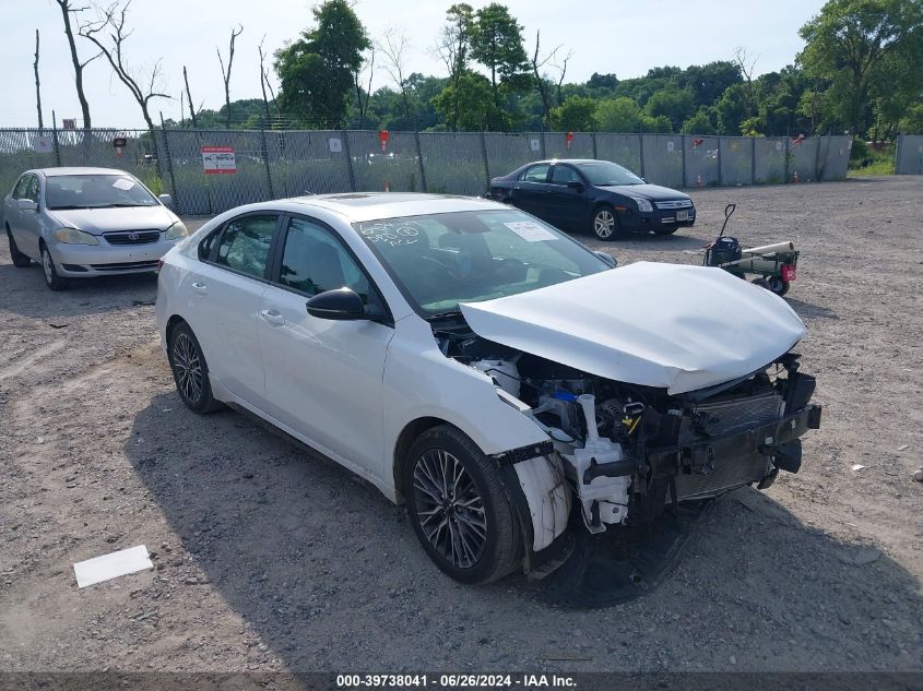 2023 KIA FORTE GT LINE