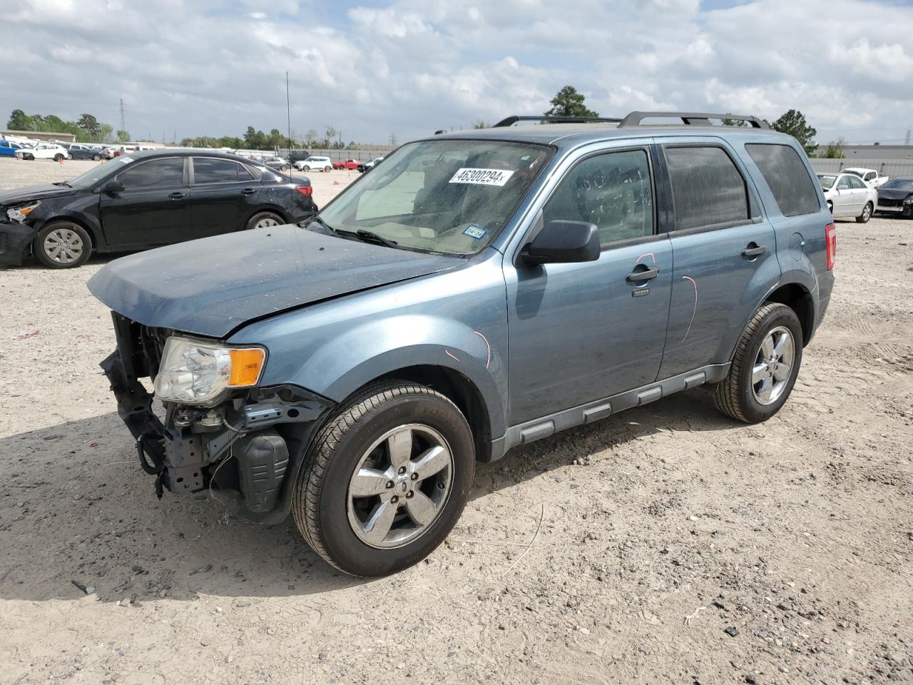 2011 FORD ESCAPE XLT