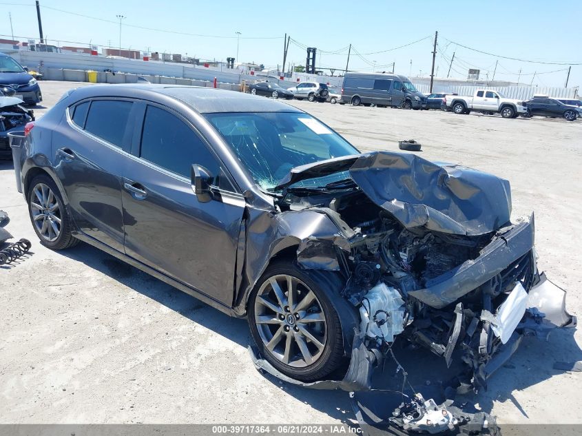 2018 MAZDA MAZDA3 TOURING