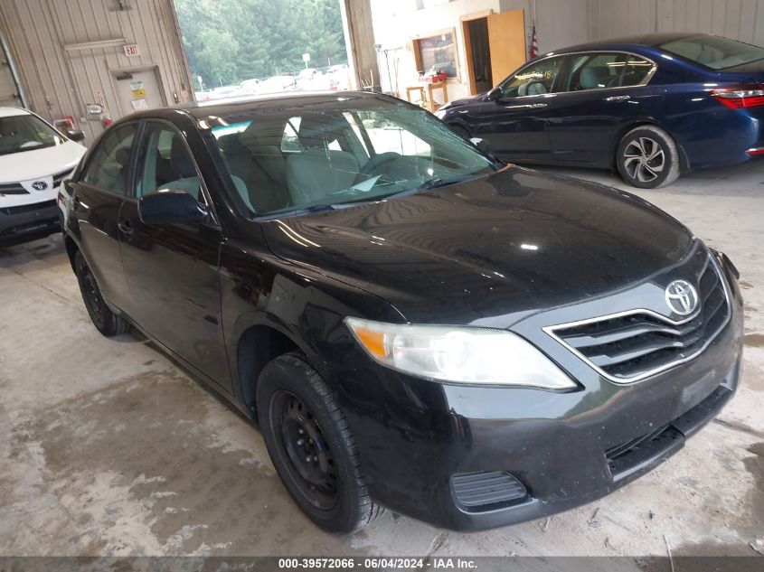 2011 TOYOTA CAMRY LE