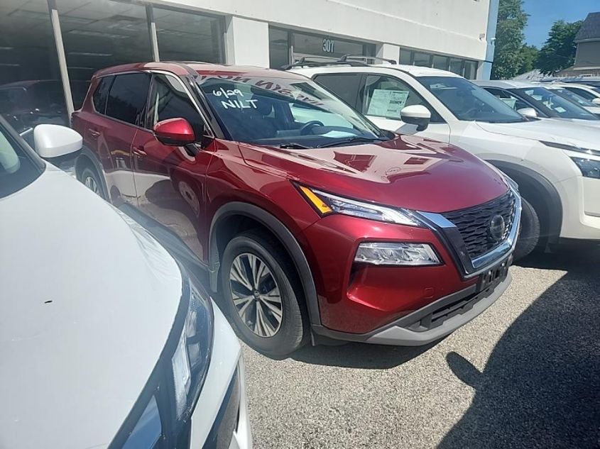 2021 NISSAN ROGUE SV