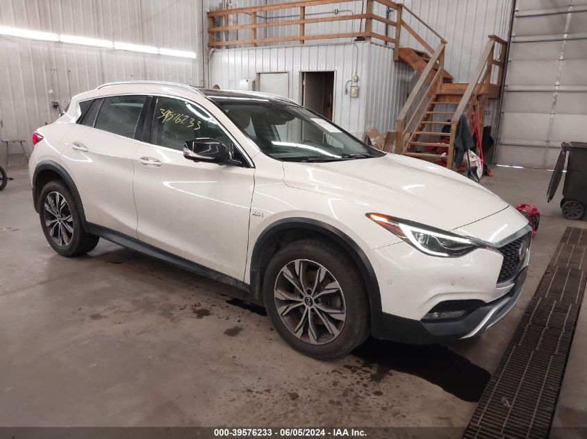 2017 INFINITI QX30 LUXURY/PREMIUM/SPORT