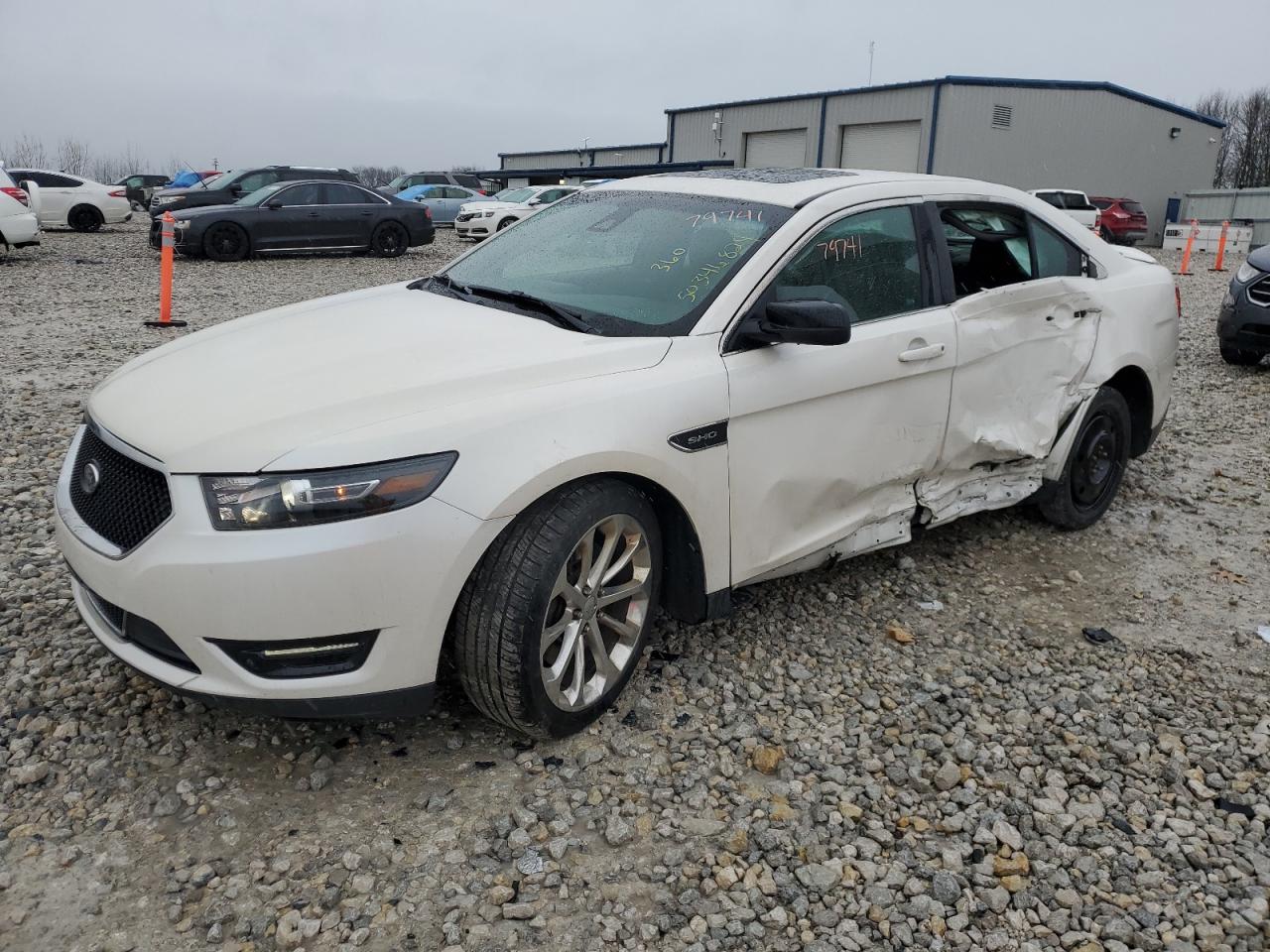 2015 FORD TAURUS SHO