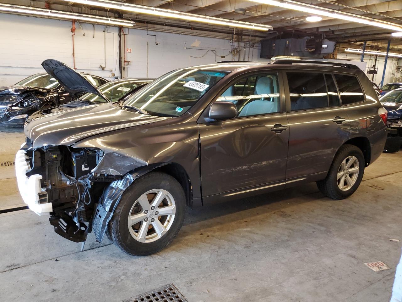 2010 TOYOTA HIGHLANDER