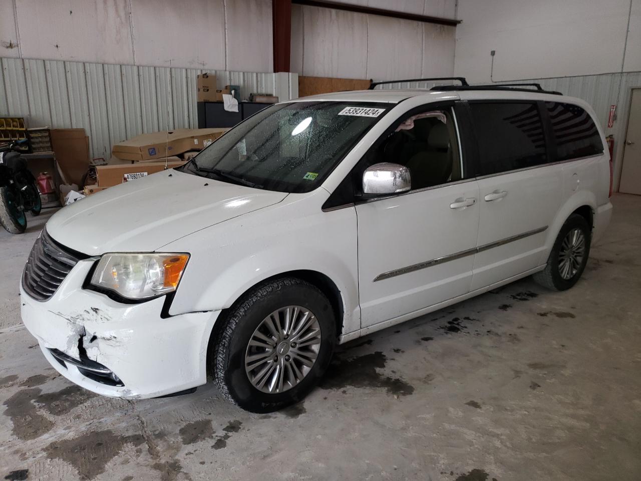 2014 CHRYSLER TOWN & COUNTRY TOURING L