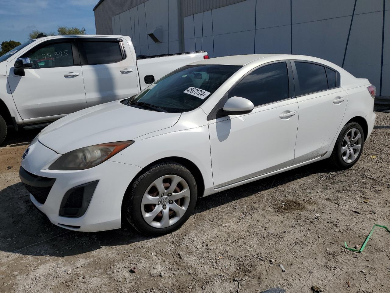 2011 MAZDA 3 I