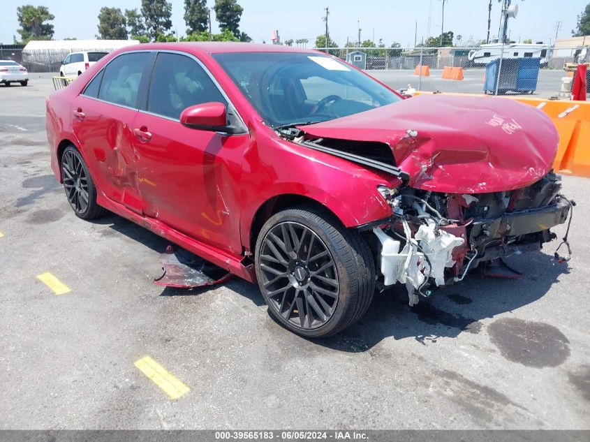 2014 TOYOTA CAMRY SE