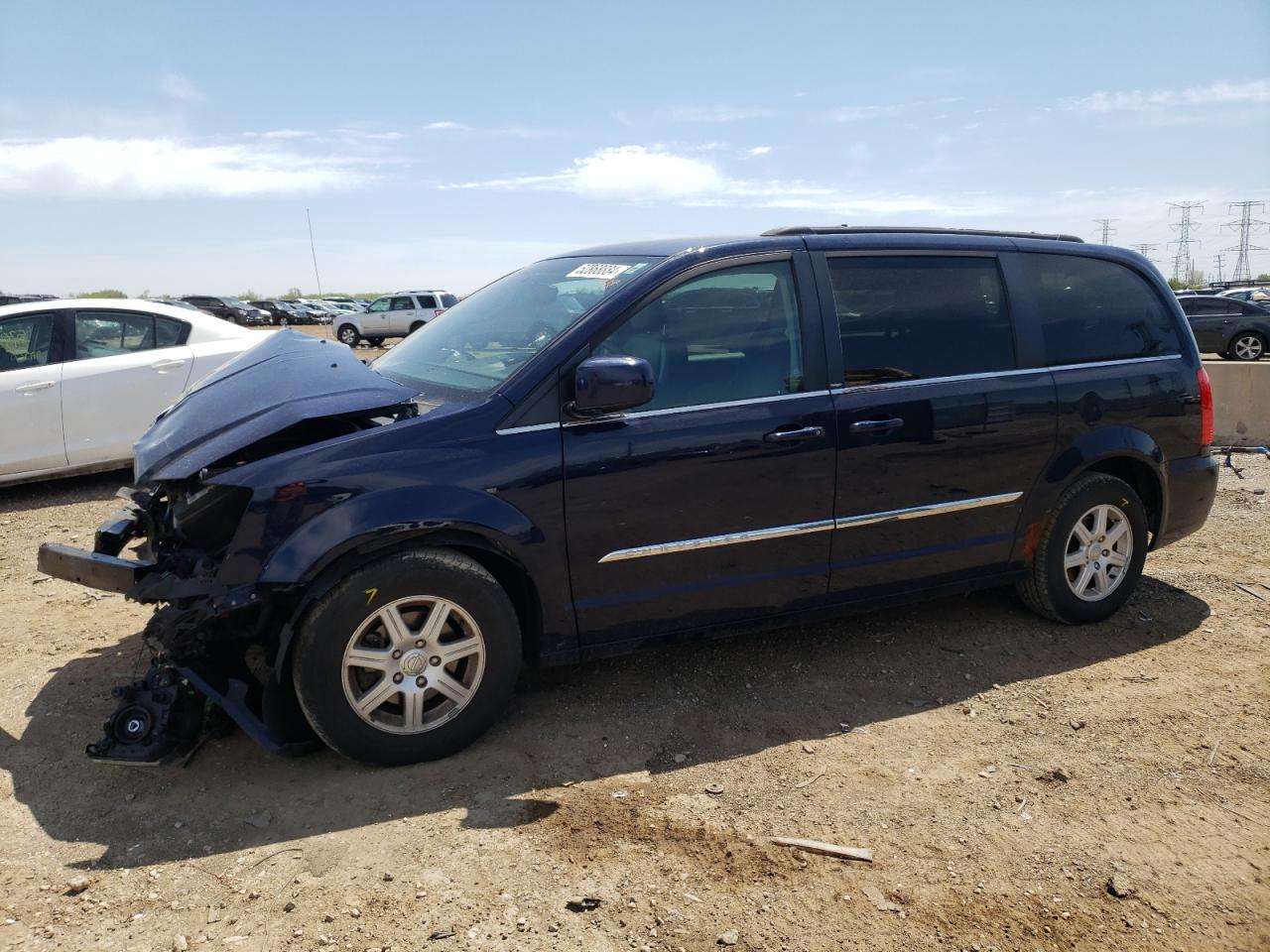 2013 CHRYSLER TOWN & COUNTRY TOURING