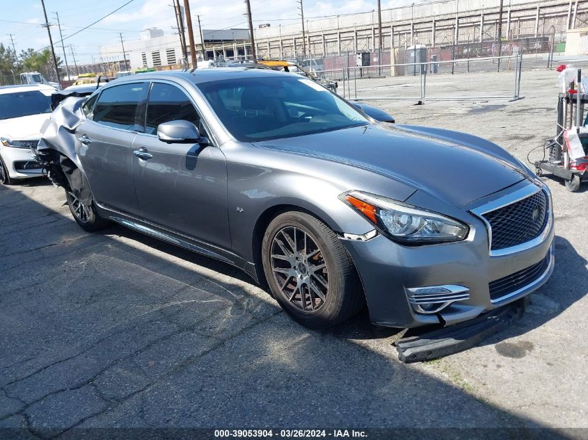 2015 INFINITI Q70L 5.6