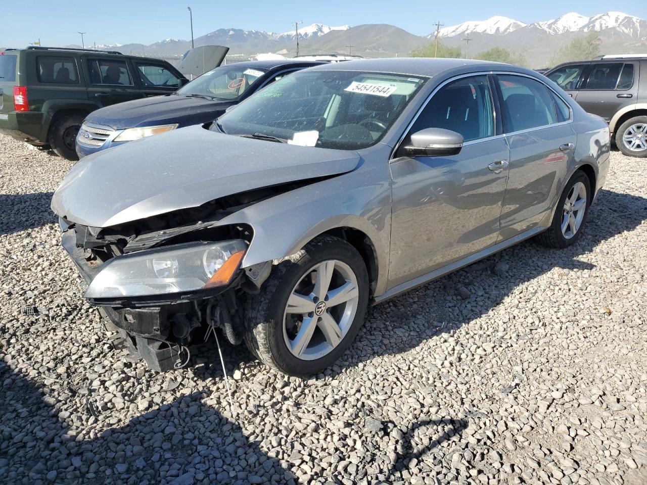 2014 VOLKSWAGEN PASSAT SE