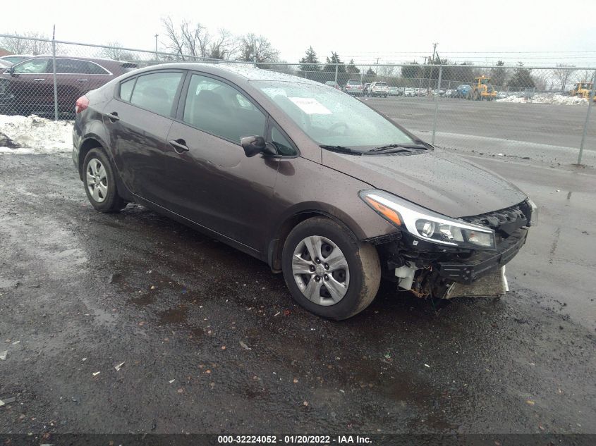 2017 KIA FORTE LX