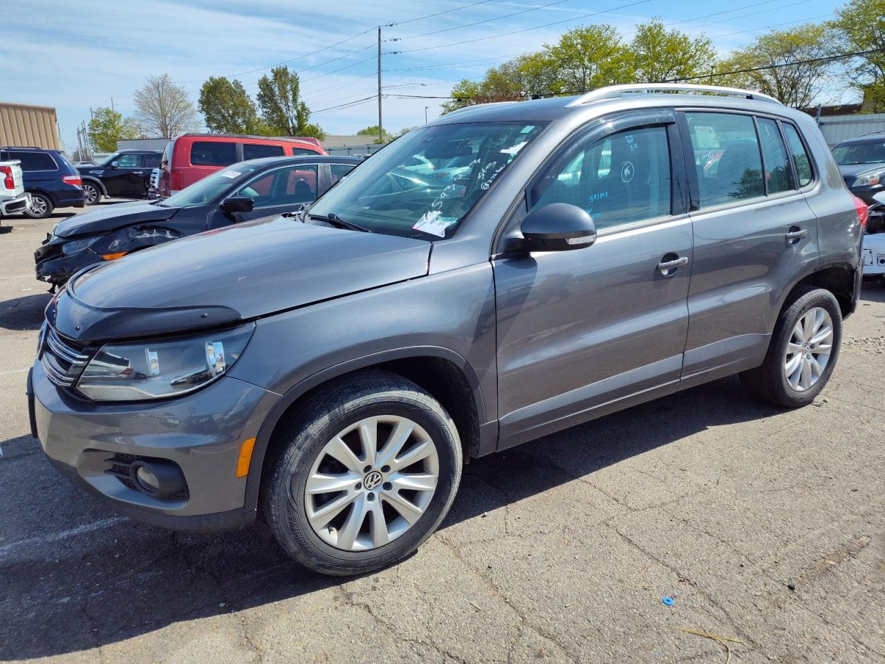 2016 VOLKSWAGEN TIGUAN S