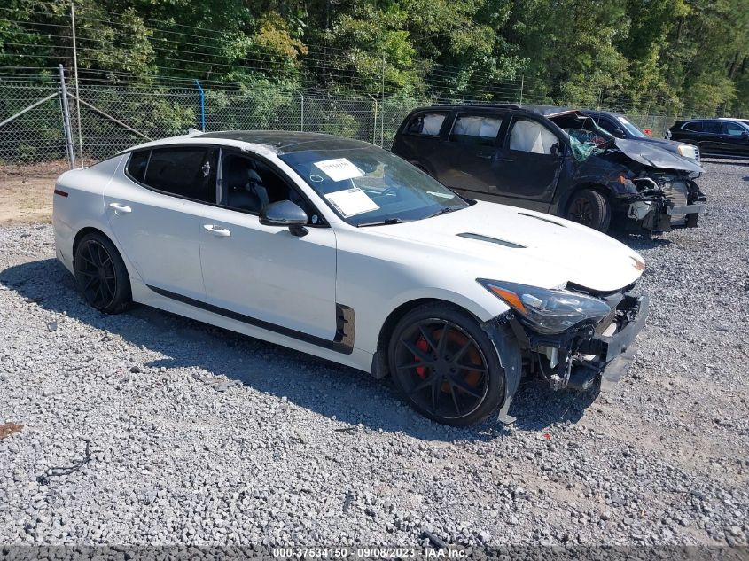 2018 KIA STINGER GT2