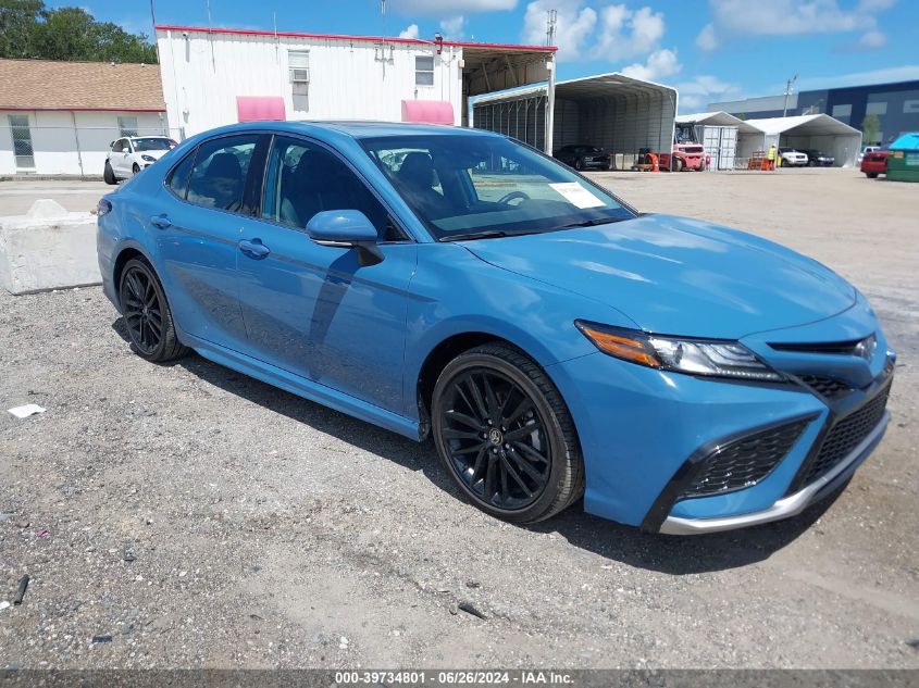 2024 TOYOTA CAMRY HYBRID XSE