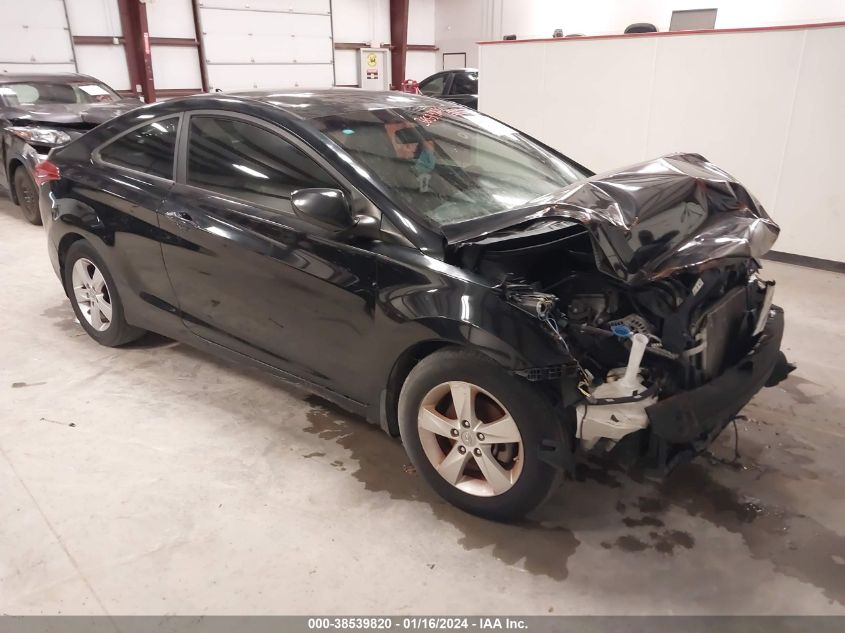 2013 HYUNDAI ELANTRA GS