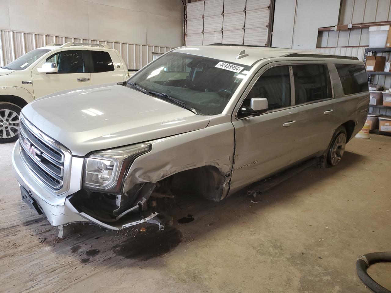 2016 GMC YUKON XL C1500 SLE