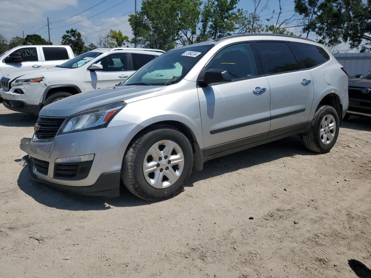 2016 CHEVROLET TRAVERSE LS