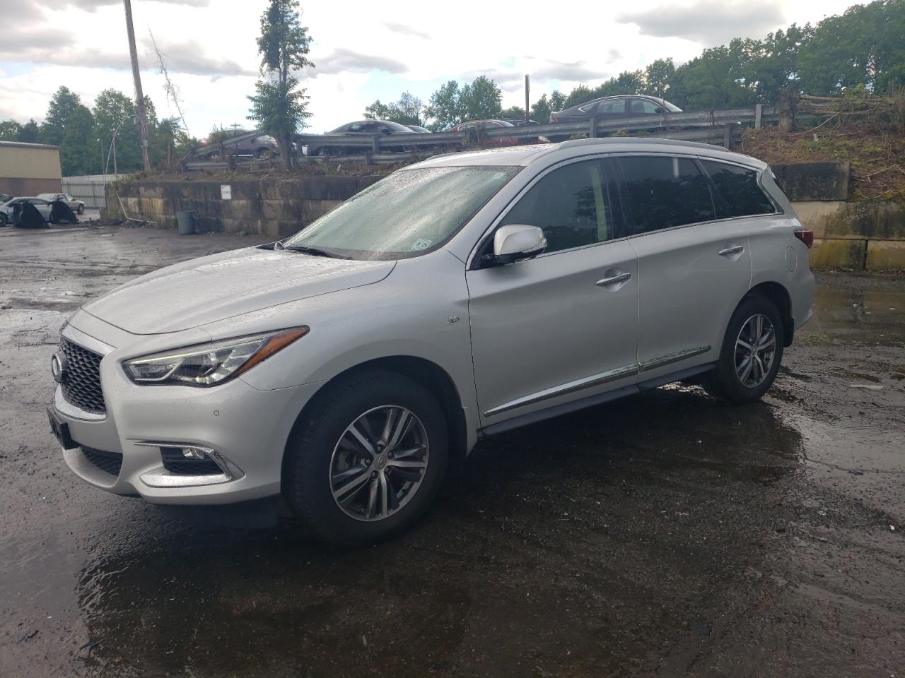 2020 INFINITI QX60 LUXE