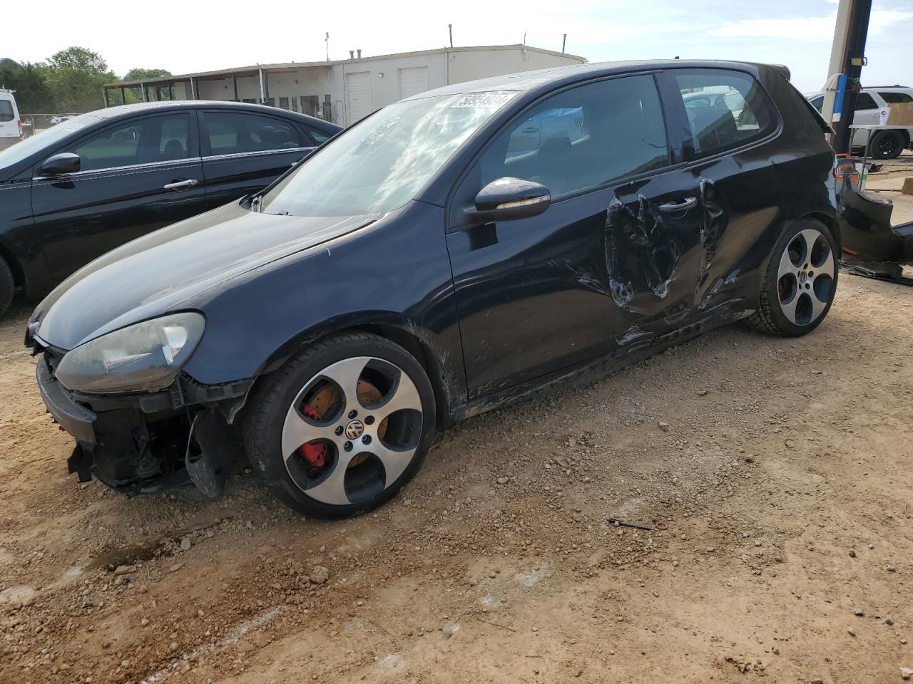 2011 VOLKSWAGEN GTI