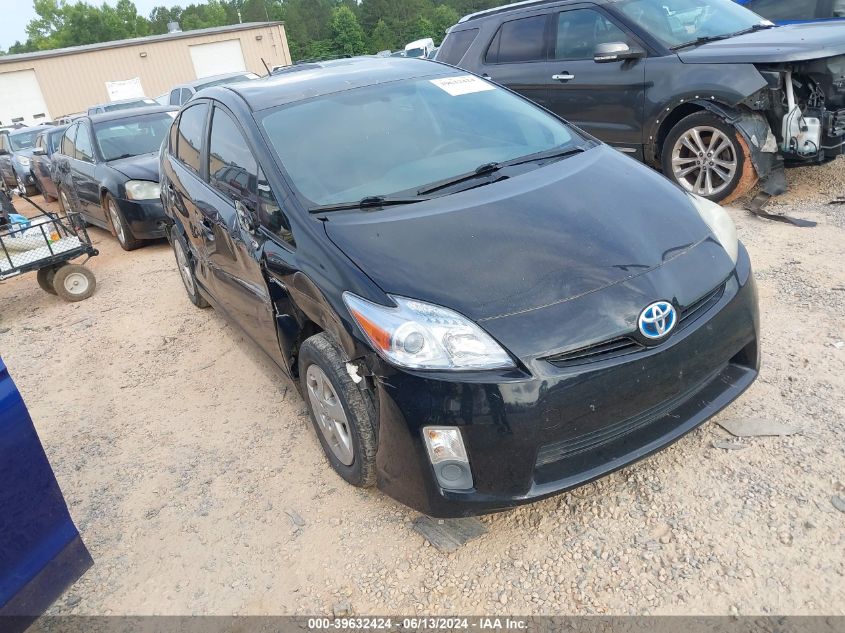 2011 TOYOTA PRIUS THREE