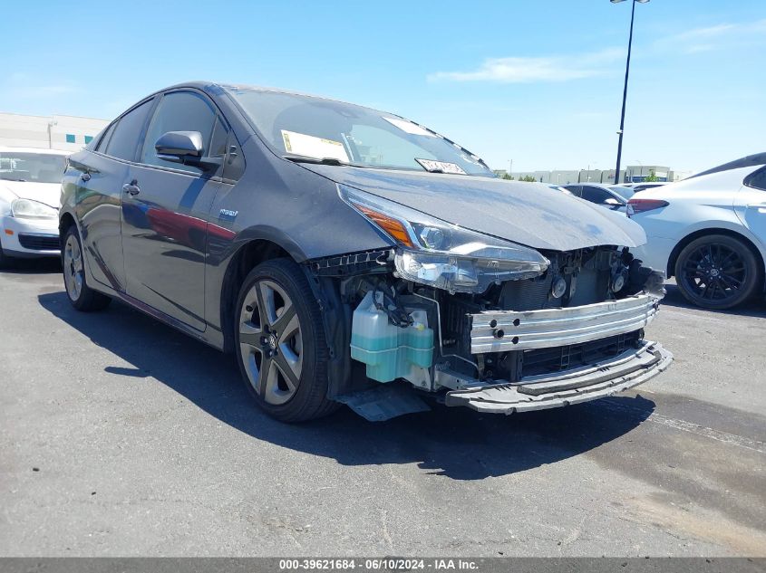 2021 TOYOTA PRIUS XLE