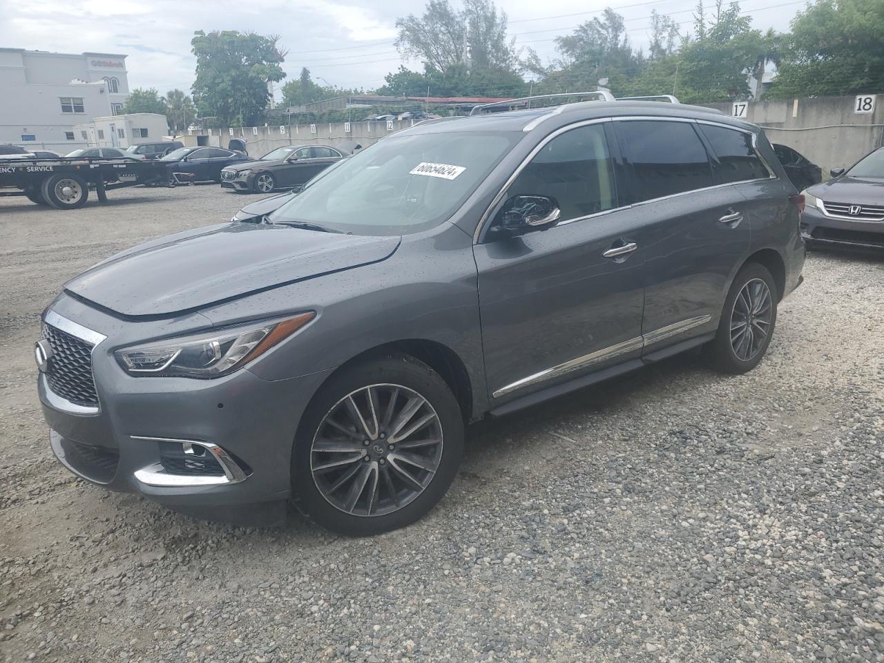 2019 INFINITI QX60 LUXE