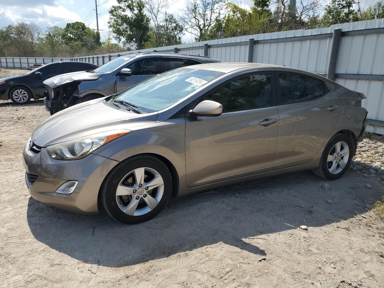 2013 HYUNDAI ELANTRA GLS