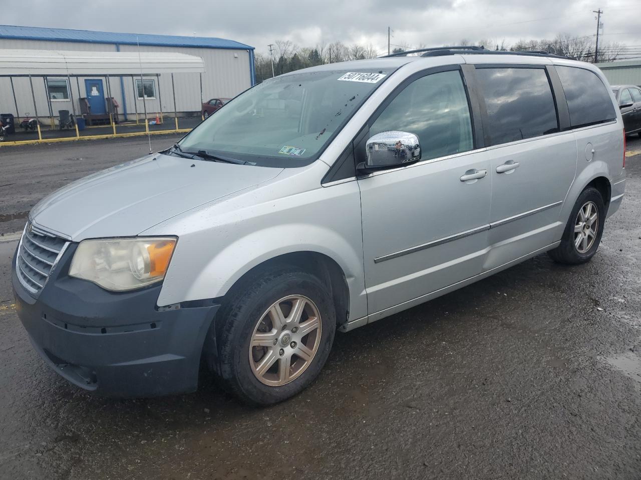 2010 CHRYSLER TOWN & COUNTRY TOURING