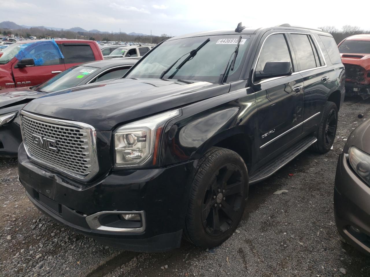 2016 GMC YUKON DENALI