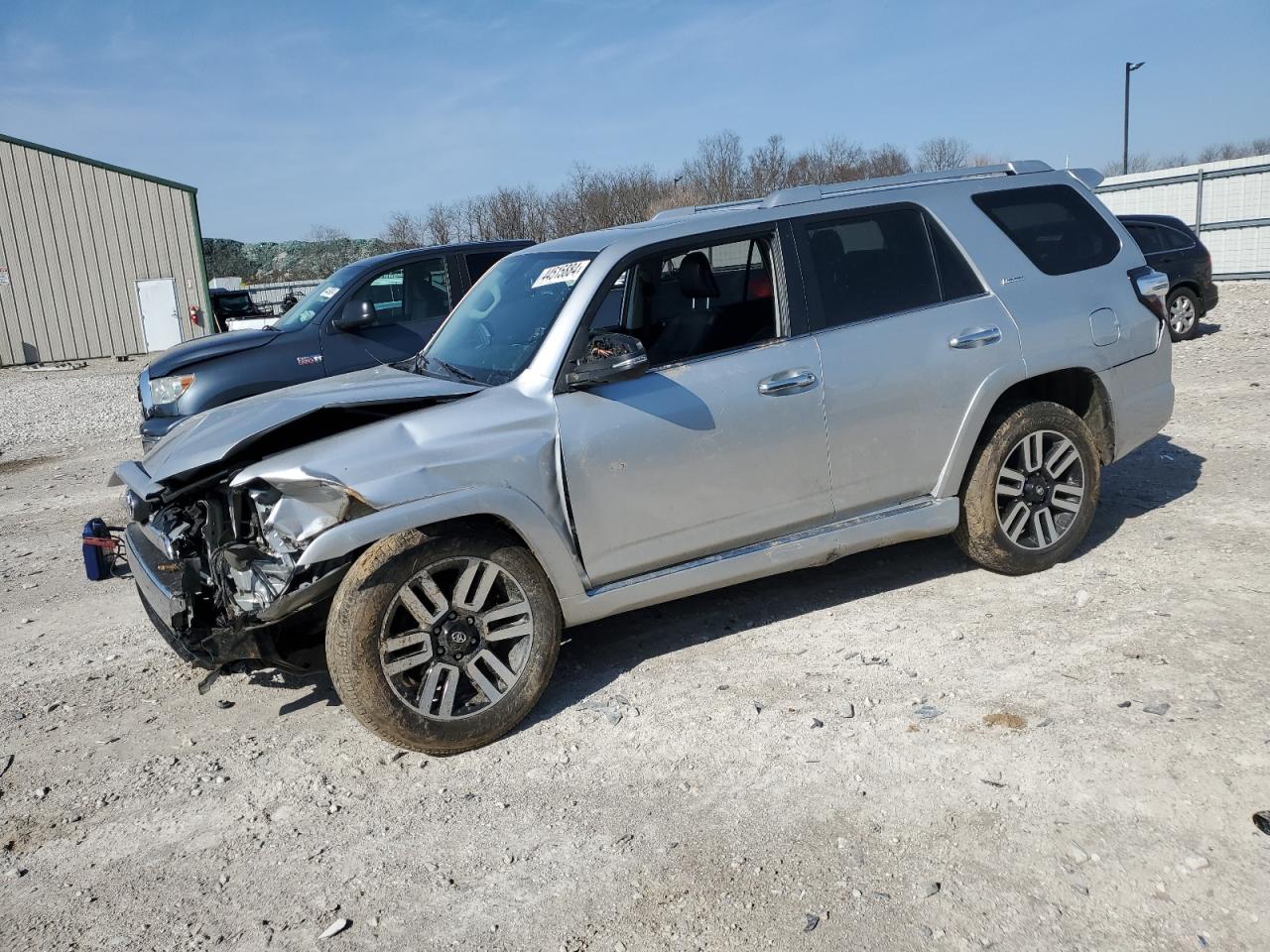 2018 TOYOTA 4RUNNER SR5/SR5 PREMIUM