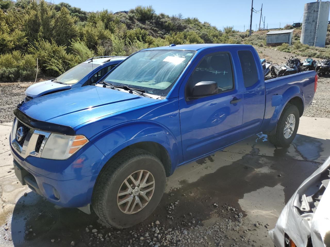 2015 NISSAN FRONTIER SV