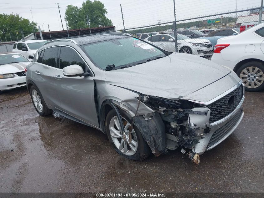 2017 INFINITI QX30 PREMIUM