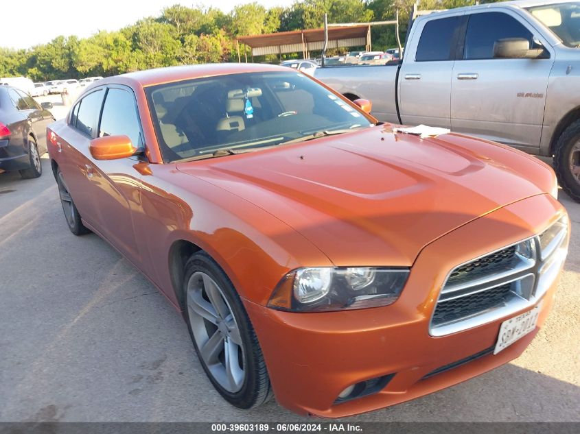 2011 DODGE CHARGER