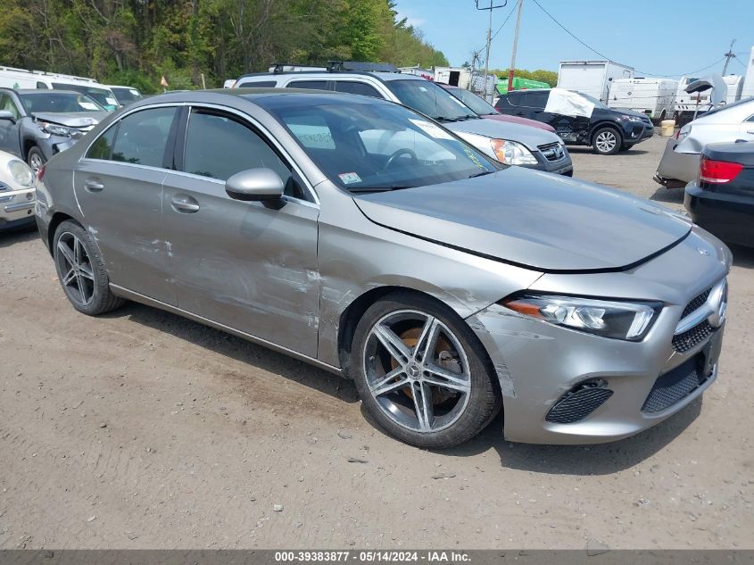 2019 MERCEDES-BENZ A 220 4MATIC