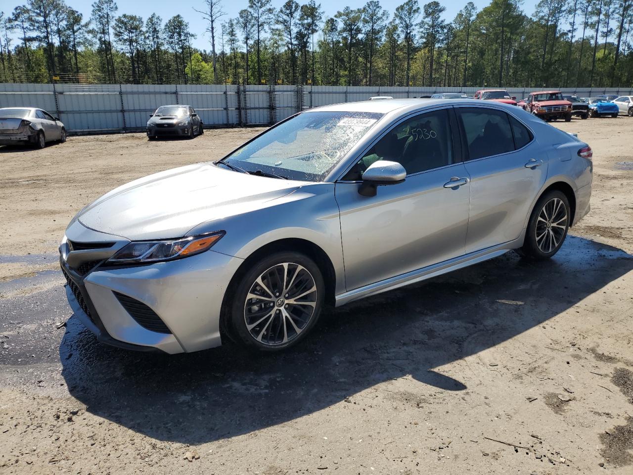 2020 TOYOTA CAMRY SE