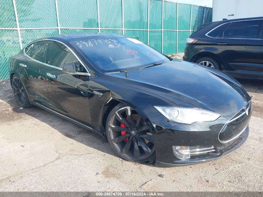 2015 TESLA MODEL S P85D