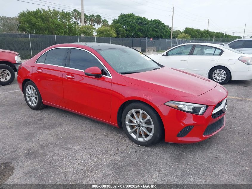 2020 MERCEDES-BENZ A 220