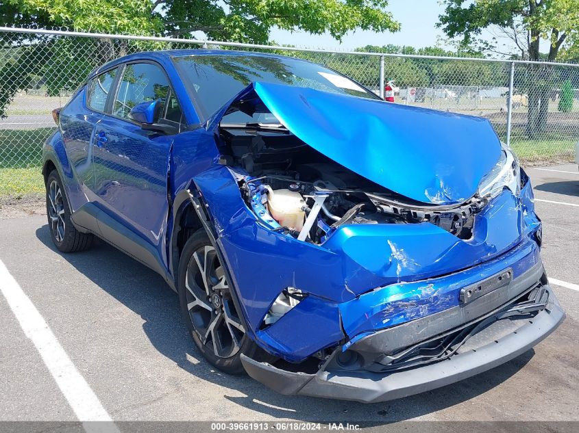 2019 TOYOTA C-HR XLE