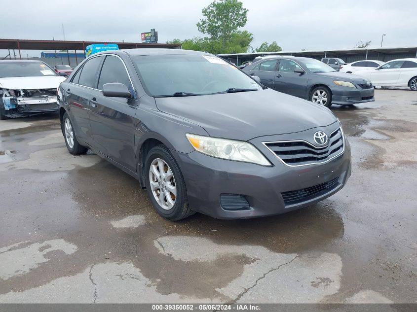 2011 TOYOTA CAMRY LE