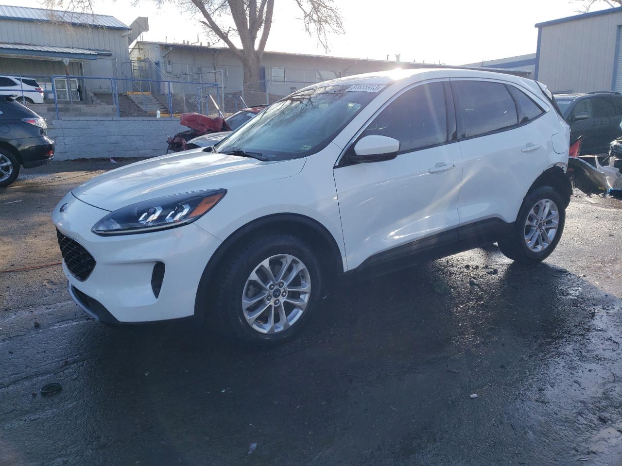 2020 FORD ESCAPE SE