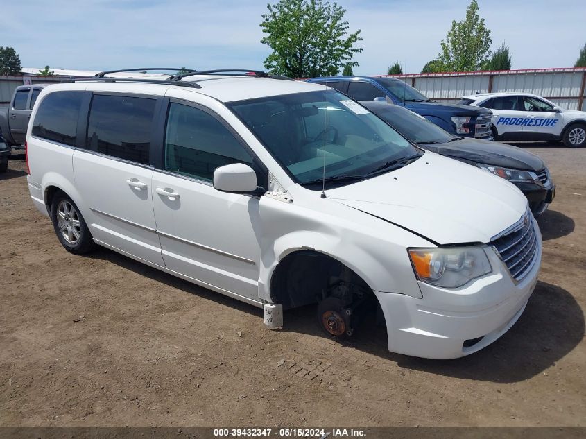 2010 CHRYSLER TOWN & COUNTRY TOURING