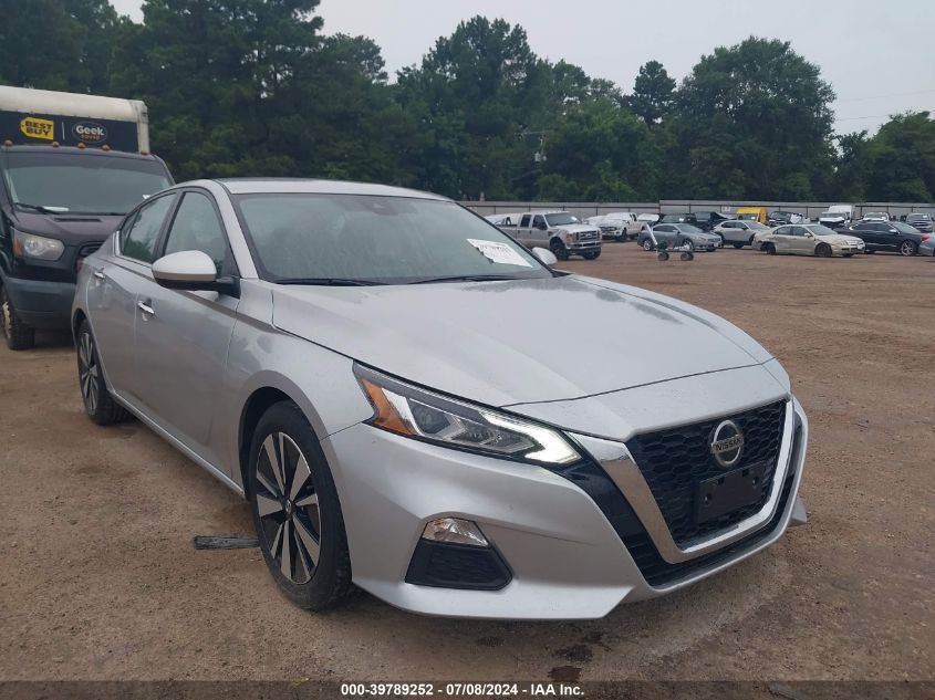 2022 NISSAN ALTIMA SV FWD