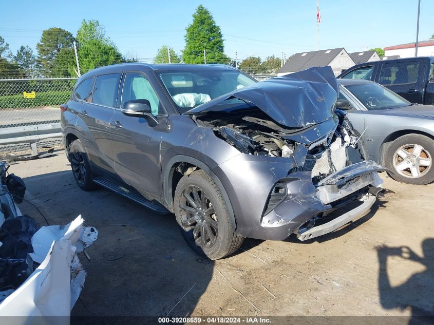 2021 TOYOTA HIGHLANDER XLE