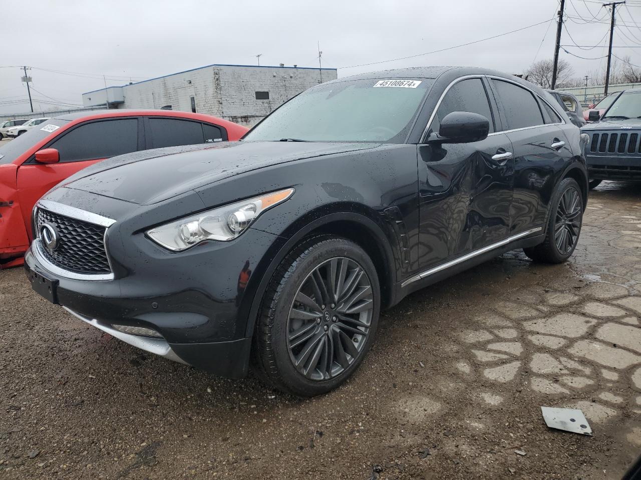 2017 INFINITI QX70