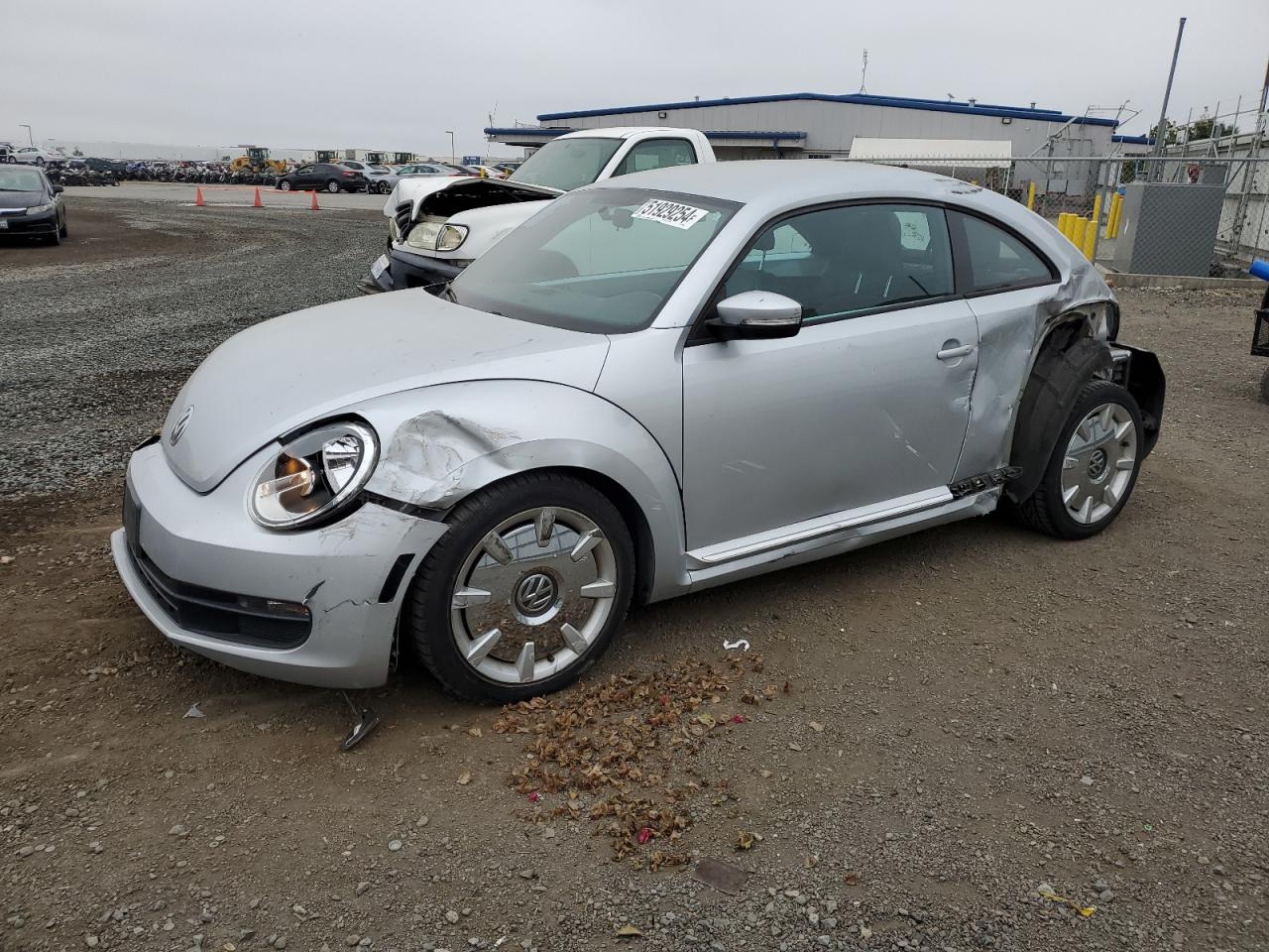 2012 VOLKSWAGEN BEETLE