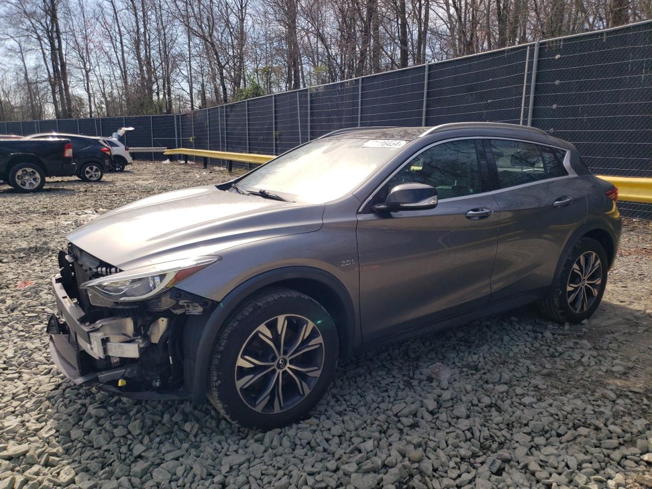 2017 INFINITI QX30 BASE